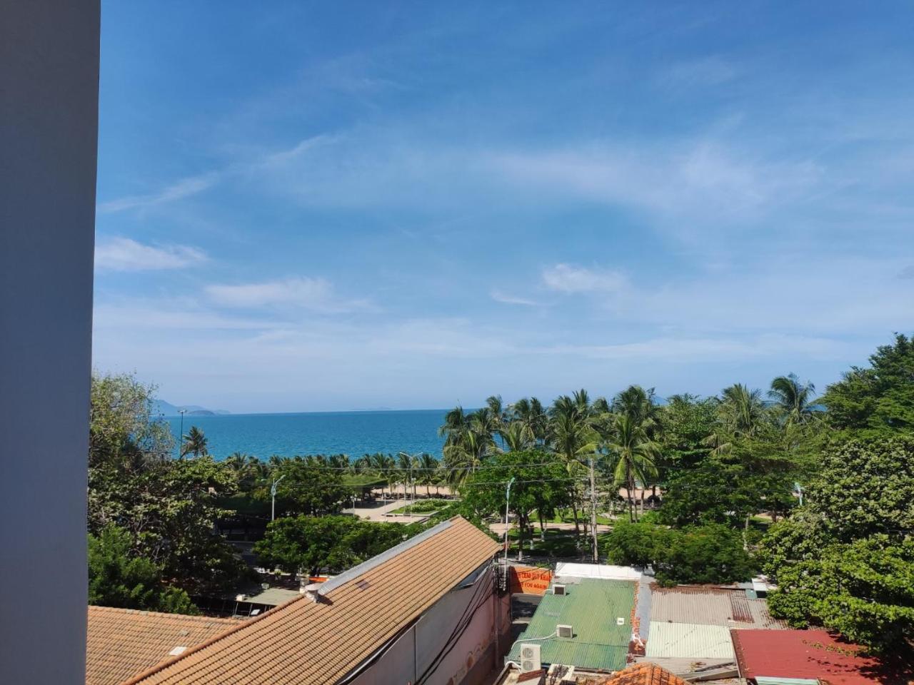 Azura Gold Hotel & Apartment ญาจาง ภายนอก รูปภาพ